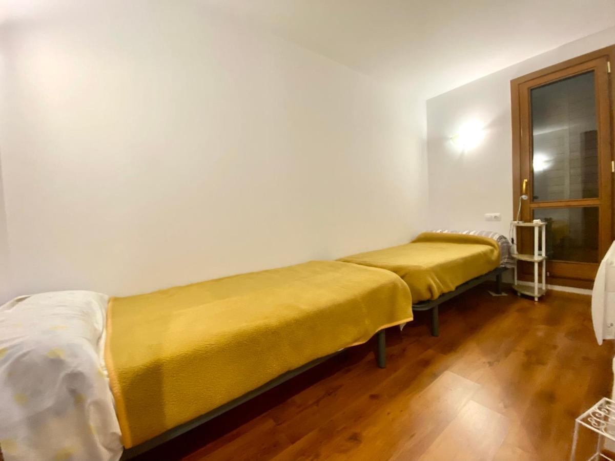 Ferienwohnung Els Esquiadors Llorts Exterior foto
